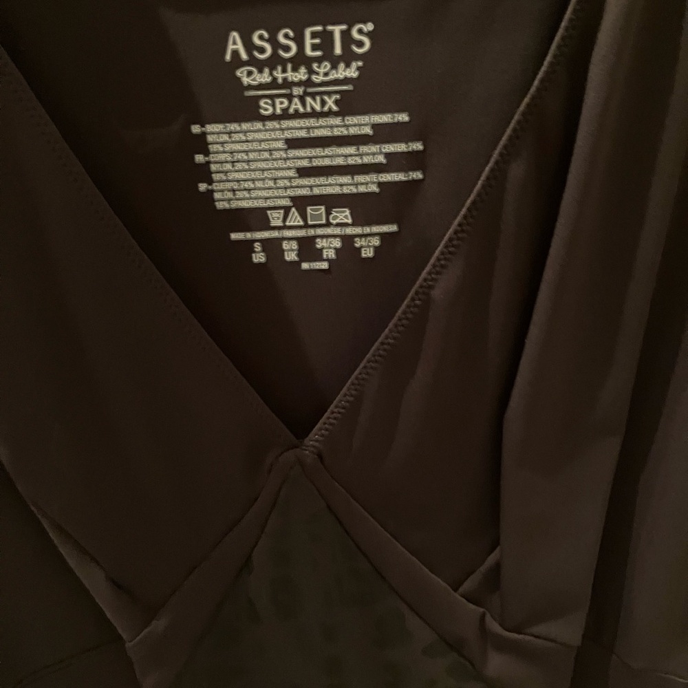 Assets by Spanx Black V-Neck Blazer Jacket